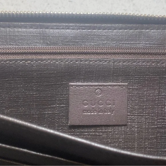 Gucci Brown Monogram Zip Wallet - Picture 12 of 14
